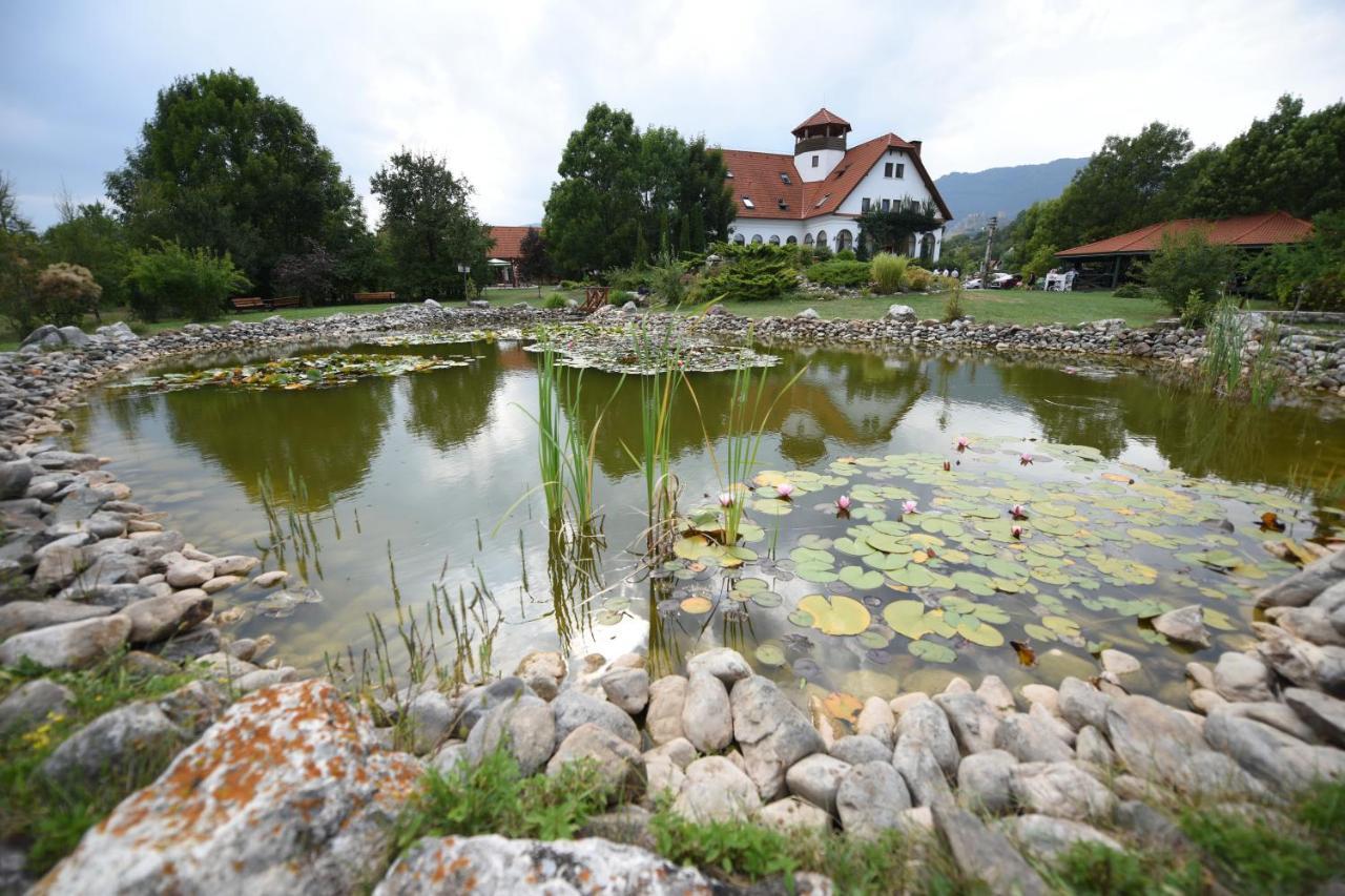 Conacul Secuiesc-Szekelyko Kuria Hotel Coltesti Esterno foto